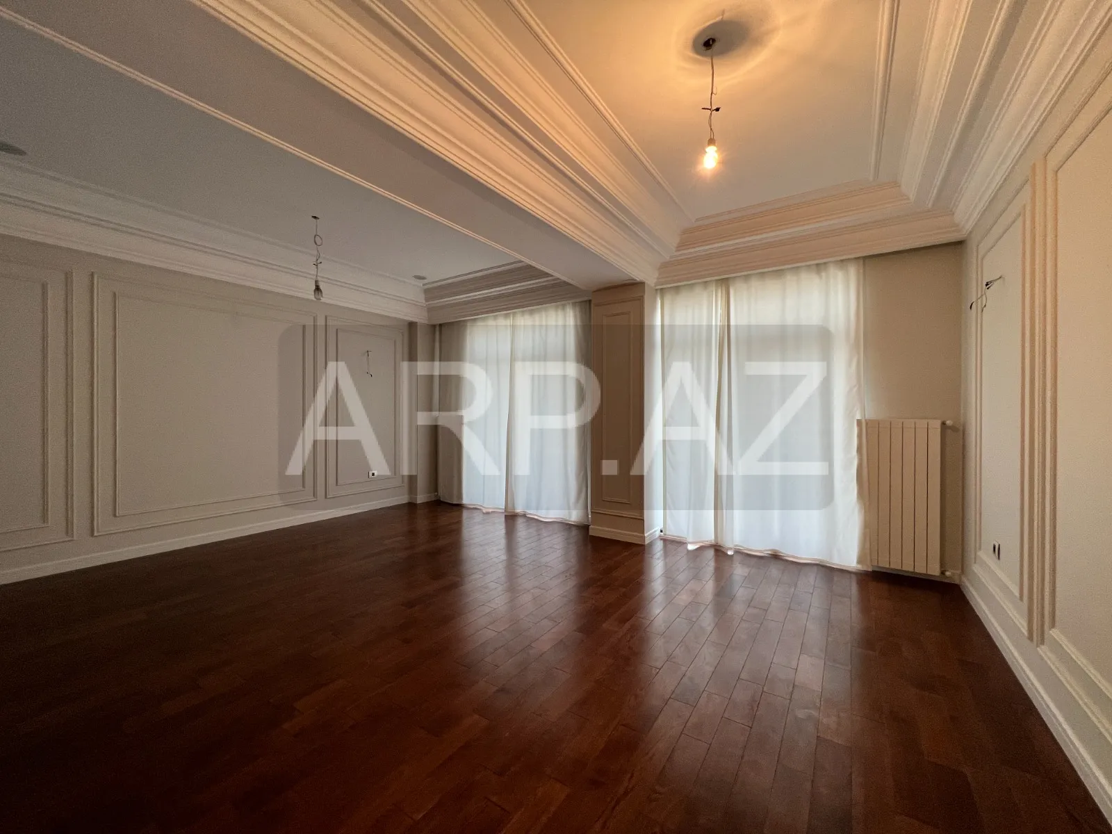 Ağ Şəhər Renesans МТК gallery image