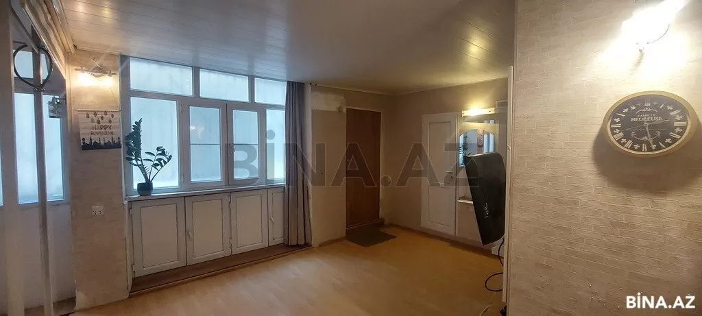 Satılır 1 otaqlı ofis 57 m², 28 May m. gallery image