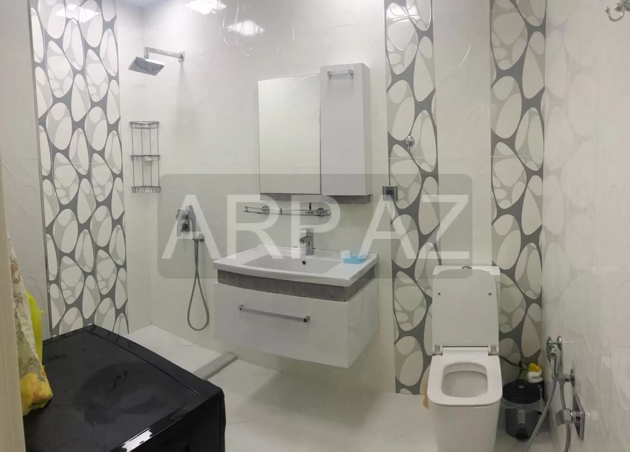 Grand Hyatt-da 3 otaqlı mənzil kirayə verilir