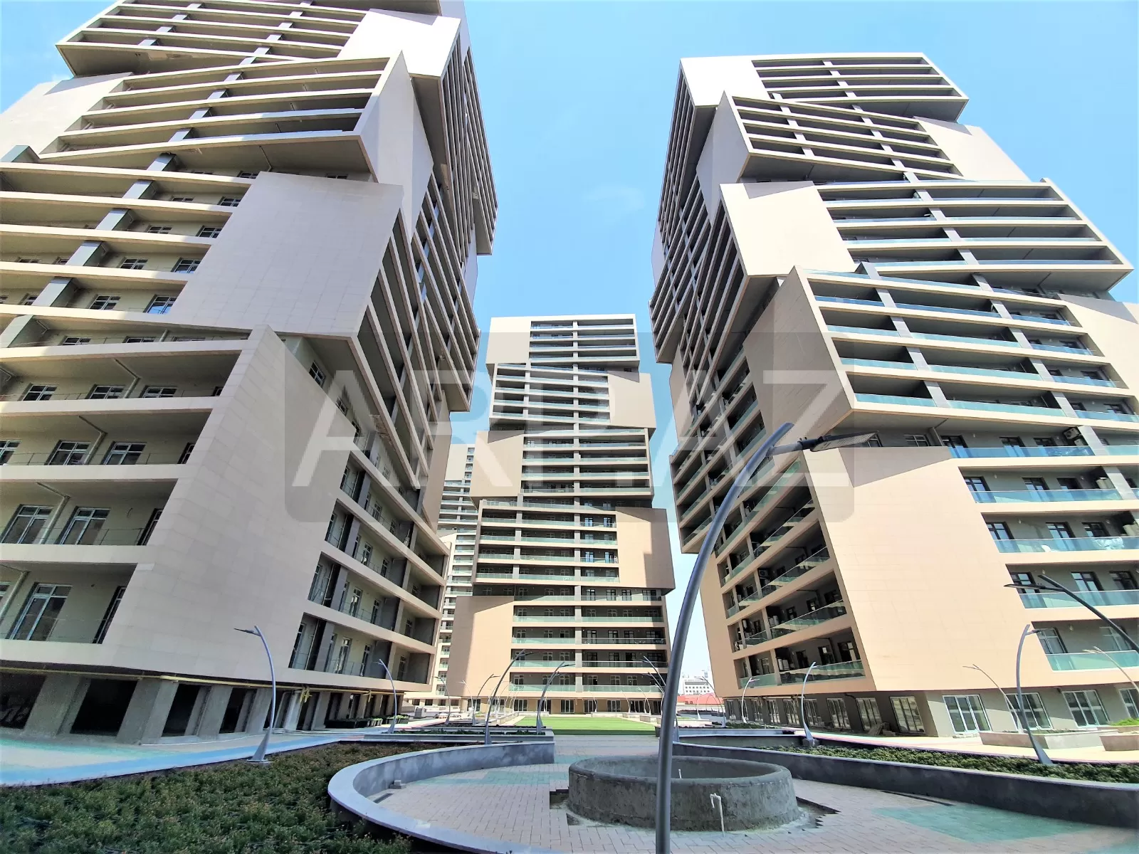 Grand Hyatt-da 3 otaqlı mənzil kirayə verilir gallery image